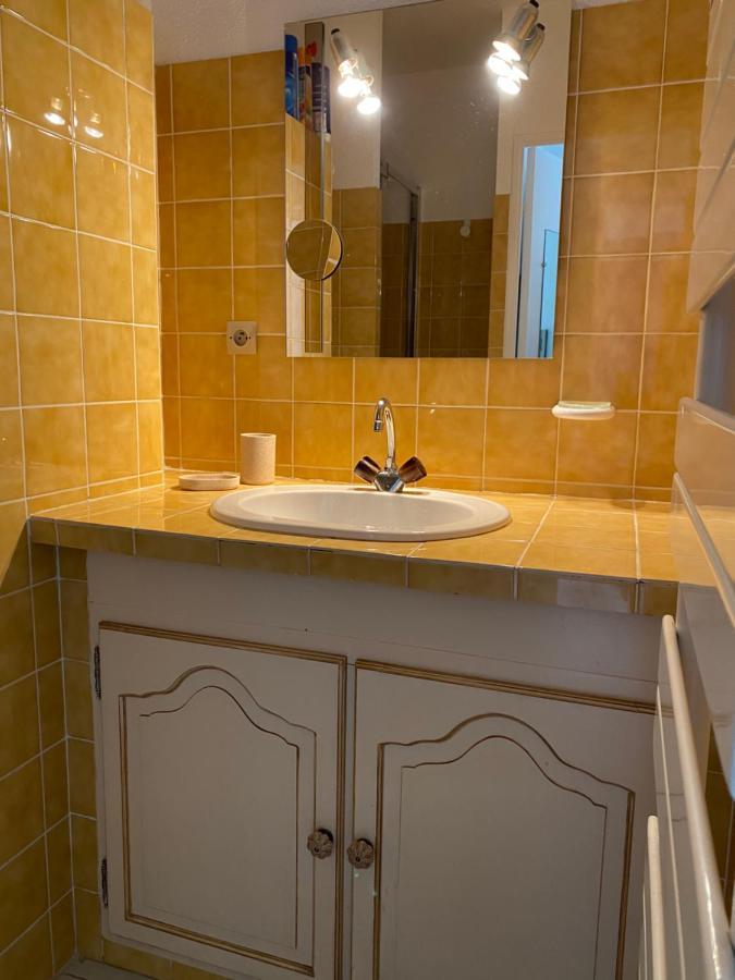 Superbe Appartement Cosy Vue Mer Pieds Dans L'Eau Cavalaire-sur-Mer Exterior photo